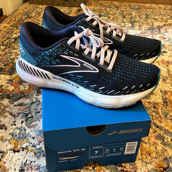 Brooks Shoes - Brooks Glycerin GTS 20 sz 7